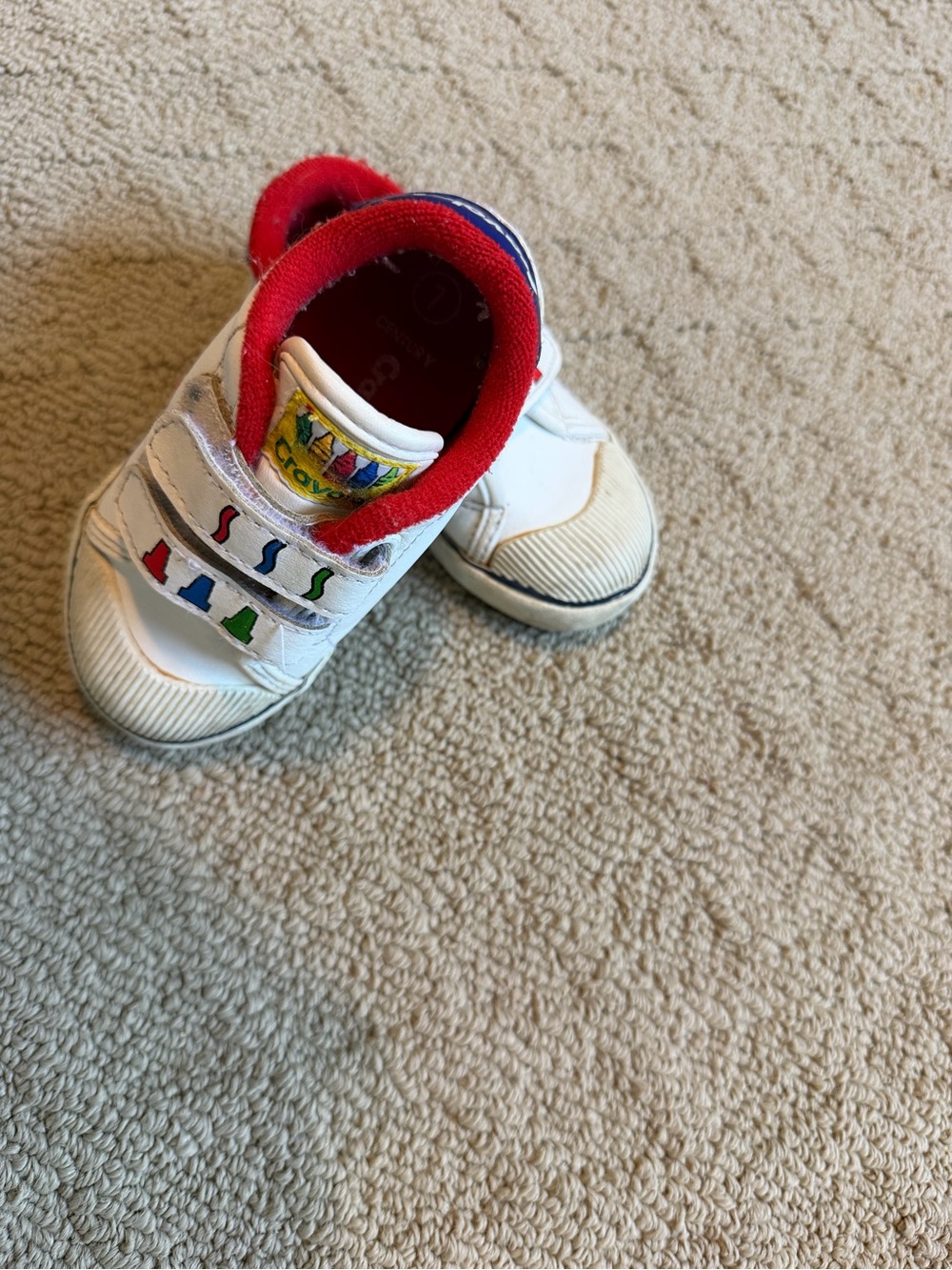 Vintage crayola toddler sneakers/running shoes, size 7 toddler, 90’s/early 2000